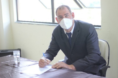 Assinatura do Termo de Posse