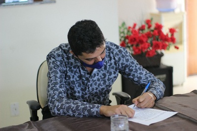 Assinatura do Termo de Posse